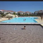 With Private Garden, Pool & 150 M דירה אנטיב