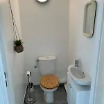 With Private Garden, Pool & 150 M דירה אנטיב
