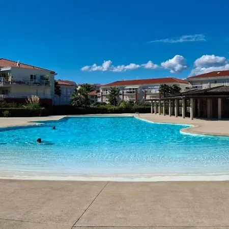 Jardin Riviera With Private Garden, Pool & 150 M * Antibes